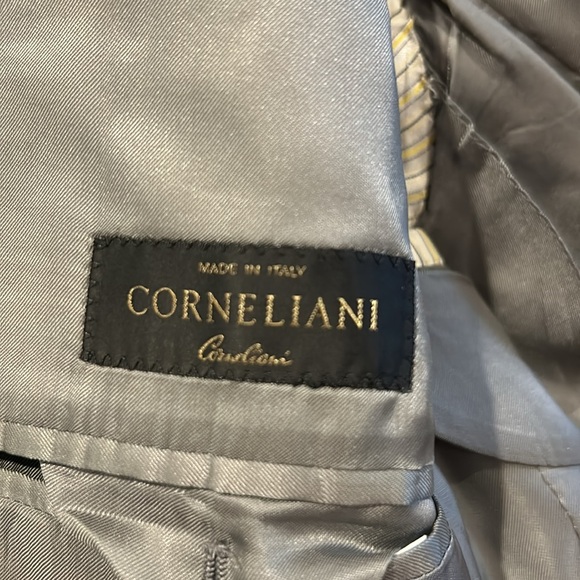 Corneliani 100% wool suit - Picture 7 of 16